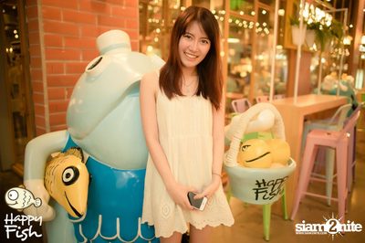 คืนวันศุกร์ ที่ร้าน แฮปปี้ ฟิช, เอเชีย ทีค เดอะ ริเวอร์ฟร้อนท์ — photo 30