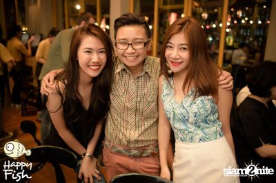 คืนวันศุกร์ ที่ร้าน แฮปปี้ ฟิช, เอเชีย ทีค เดอะ ริเวอร์ฟร้อนท์ — photo 41