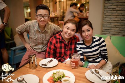 คืนวันศุกร์ ที่ร้าน แฮปปี้ ฟิช, เอเชีย ทีค เดอะ ริเวอร์ฟร้อนท์ — photo 43