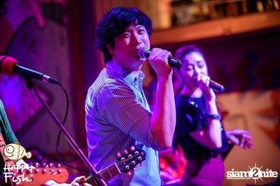คืนวันศุกร์ ที่ร้าน แฮปปี้ ฟิช, เอเชีย ทีค เดอะ ริเวอร์ฟร้อนท์ — photo 45