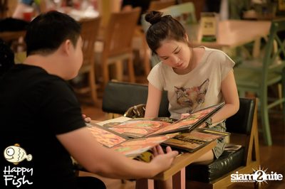 คืนวันศุกร์ ที่ร้าน แฮปปี้ ฟิช, เอเชีย ทีค เดอะ ริเวอร์ฟร้อนท์ — photo 55