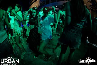 Songkran Pool Party 2016 at Pathumwan Princess — photo 10