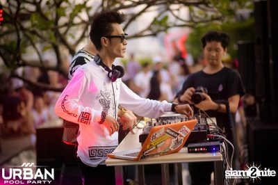 Songkran Pool Party 2016 at Pathumwan Princess — photo 63