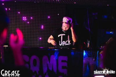 Saturday Night at GREASE Bangkok, Sukhumvit 49 — photo 16