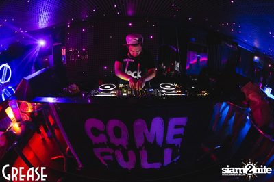 Saturday Night at GREASE Bangkok, Sukhumvit 49 — photo 22