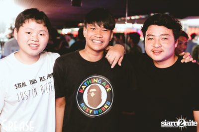 Saturday Night at GREASE Bangkok, Sukhumvit 49 — photo 39