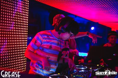 Saturday Night at GREASE Bangkok, Sukhumvit 49 — photo 50