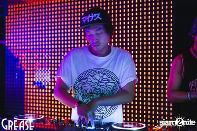 Saturday Night at GREASE Bangkok, Sukhumvit 49 — photo 83