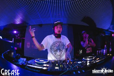 Saturday Night at GREASE Bangkok, Sukhumvit 49 — photo 91