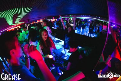 Saturday Night at GREASE Bangkok, Sukhumvit 49 — photo 93