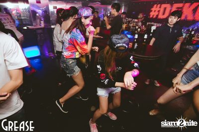 Saturday Night at GREASE Bangkok, Sukhumvit 49 — photo 106