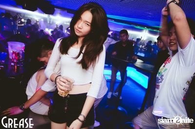 Saturday Night at GREASE Bangkok, Sukhumvit 49 — photo 117