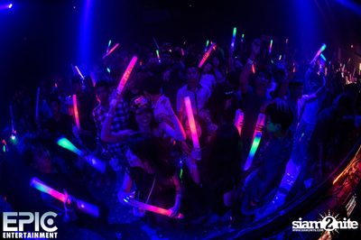 EPIC Entertainment นำเสนอ TRINITY ที่ ไลฟ์ อาร์ซีเอ — photo 2