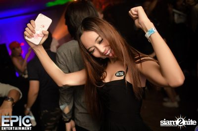 EPIC Entertainment นำเสนอ TRINITY ที่ ไลฟ์ อาร์ซีเอ — photo 5