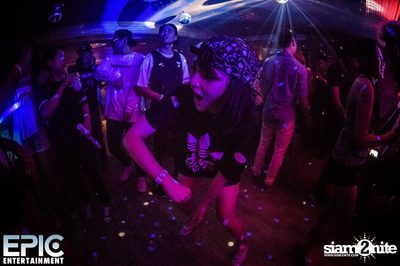 EPIC Entertainment นำเสนอ TRINITY ที่ ไลฟ์ อาร์ซีเอ — photo 7