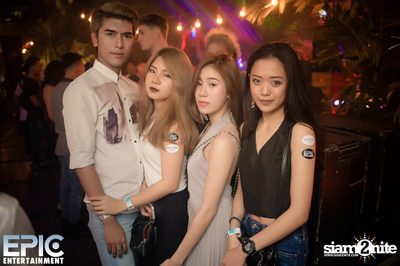 EPIC Entertainment นำเสนอ TRINITY ที่ ไลฟ์ อาร์ซีเอ — photo 32