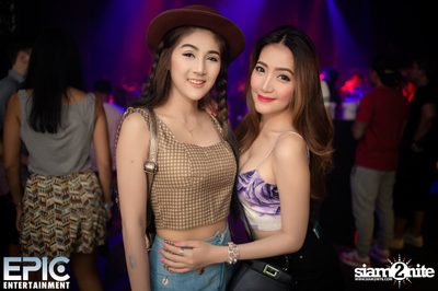 EPIC Entertainment นำเสนอ TRINITY ที่ ไลฟ์ อาร์ซีเอ — photo 47