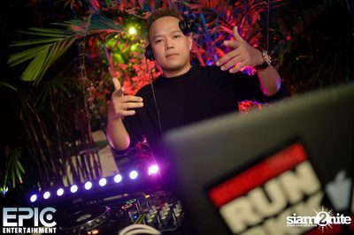EPIC Entertainment นำเสนอ TRINITY ที่ ไลฟ์ อาร์ซีเอ — photo 63