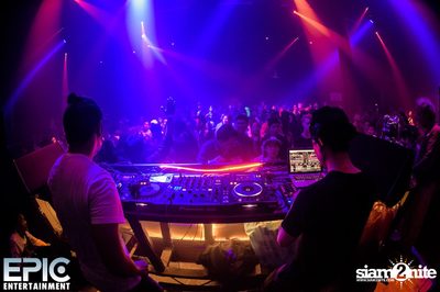 EPIC Entertainment นำเสนอ TRINITY ที่ ไลฟ์ อาร์ซีเอ — photo 82