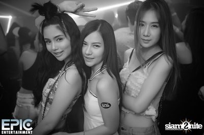 EPIC Entertainment นำเสนอ TRINITY ที่ ไลฟ์ อาร์ซีเอ — photo 93