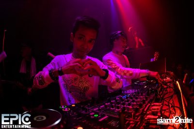 EPIC Entertainment นำเสนอ TRINITY ที่ ไลฟ์ อาร์ซีเอ — photo 119