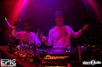 EPIC Entertainment นำเสนอ TRINITY ที่ ไลฟ์ อาร์ซีเอ — photo 120