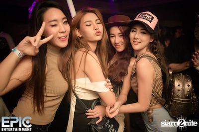 EPIC Entertainment นำเสนอ TRINITY ที่ ไลฟ์ อาร์ซีเอ — photo 166