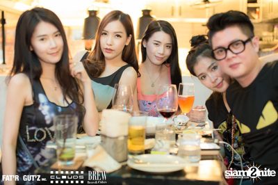 Seenspace Invasion ที่ร้าน Clouds, Fat'R Gut'z และ BREW Beers & Ciders — photo 28