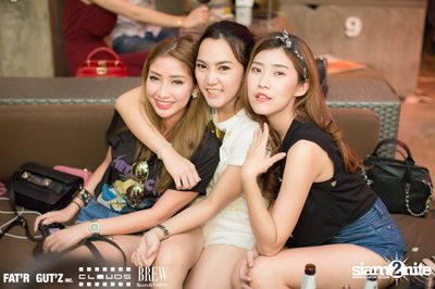 Seenspace Invasion ที่ร้าน Clouds, Fat'R Gut'z และ BREW Beers & Ciders — photo 38