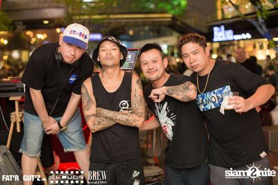 Seenspace Invasion ที่ร้าน Clouds, Fat'R Gut'z และ BREW Beers & Ciders — photo 55