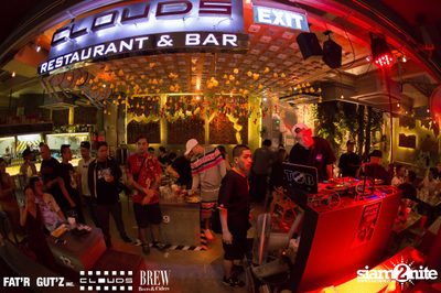 Seenspace Invasion ที่ร้าน Clouds, Fat'R Gut'z และ BREW Beers & Ciders — photo 85
