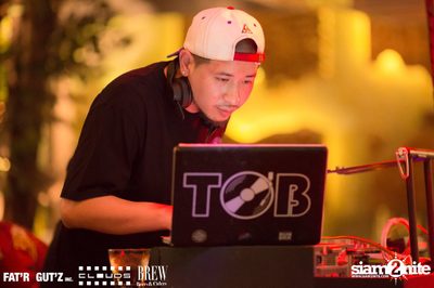 Seenspace Invasion ที่ร้าน Clouds, Fat'R Gut'z และ BREW Beers & Ciders — photo 87