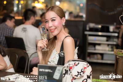 Seenspace Invasion ที่ร้าน Clouds, Fat'R Gut'z และ BREW Beers & Ciders — photo 97