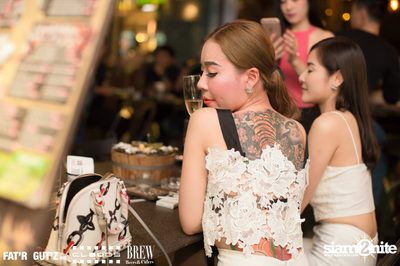 Seenspace Invasion ที่ร้าน Clouds, Fat'R Gut'z และ BREW Beers & Ciders — photo 98
