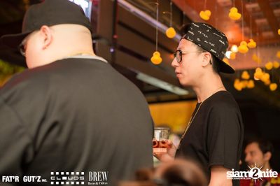 Seenspace Invasion ที่ร้าน Clouds, Fat'R Gut'z และ BREW Beers & Ciders — photo 104