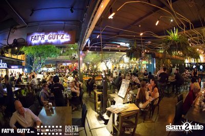 Seenspace Invasion ที่ร้าน Clouds, Fat'R Gut'z และ BREW Beers & Ciders — photo 114