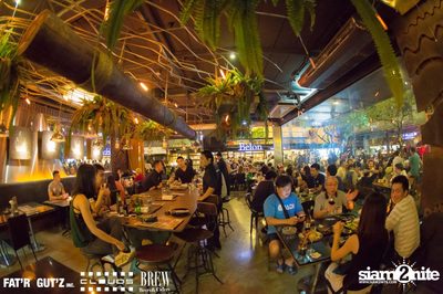 Seenspace Invasion ที่ร้าน Clouds, Fat'R Gut'z และ BREW Beers & Ciders — photo 115