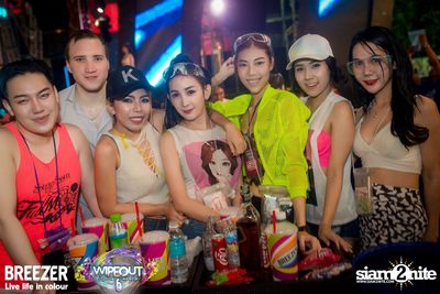 Breezer นำเสนอ Wipeout : The Colour Space ที่ สตูดิโอ ไลฟ์ ฮอลล์ — photo 11