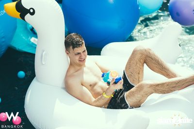 W Bangkok Presents Songkran Splash Away Pool Party 2016 — photo 13