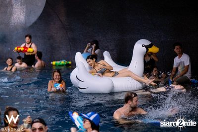 W Bangkok Presents Songkran Splash Away Pool Party 2016 — photo 50