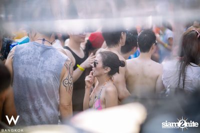 W Bangkok Presents Songkran Splash Away Pool Party 2016 — photo 108