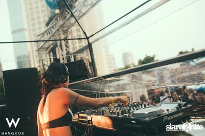 W Bangkok Presents Songkran Splash Away Pool Party 2016 — photo 234