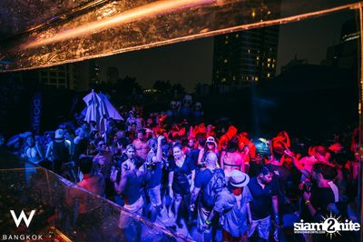 W Bangkok Presents Songkran Splash Away Pool Party 2016 — photo 287