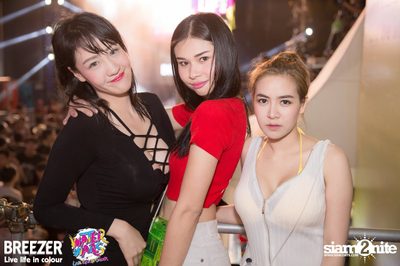 BREEZER presents Water Wars Live life in colour at RCA Block A — photo 25