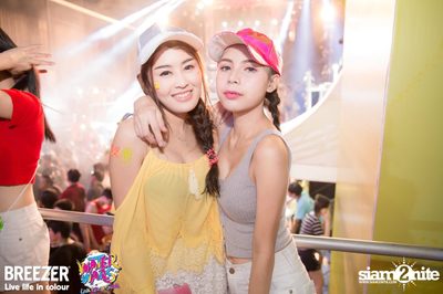 BREEZER presents Water Wars Live life in colour at RCA Block A — photo 32