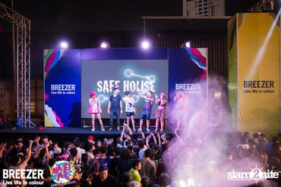 BREEZER presents Water Wars Live life in colour at RCA Block A — photo 33