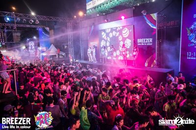 BREEZER presents Water Wars Live life in colour at RCA Block A — photo 44