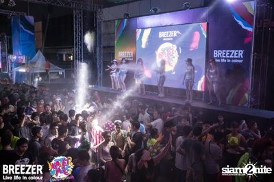 BREEZER presents Water Wars Live life in colour at RCA Block A — photo 50