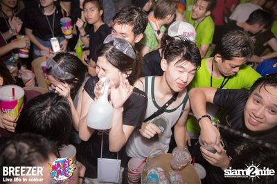 BREEZER presents Water Wars Live life in colour at RCA Block A — photo 55
