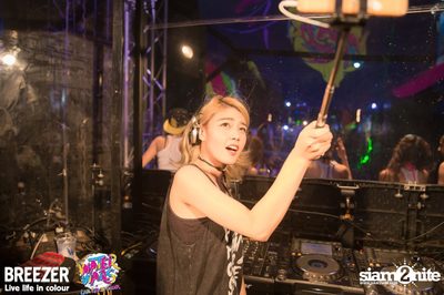 BREEZER presents Water Wars Live life in colour at RCA Block A — photo 75